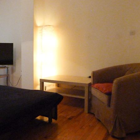 Homely Spacious Studio Chalkida Bagian luar foto