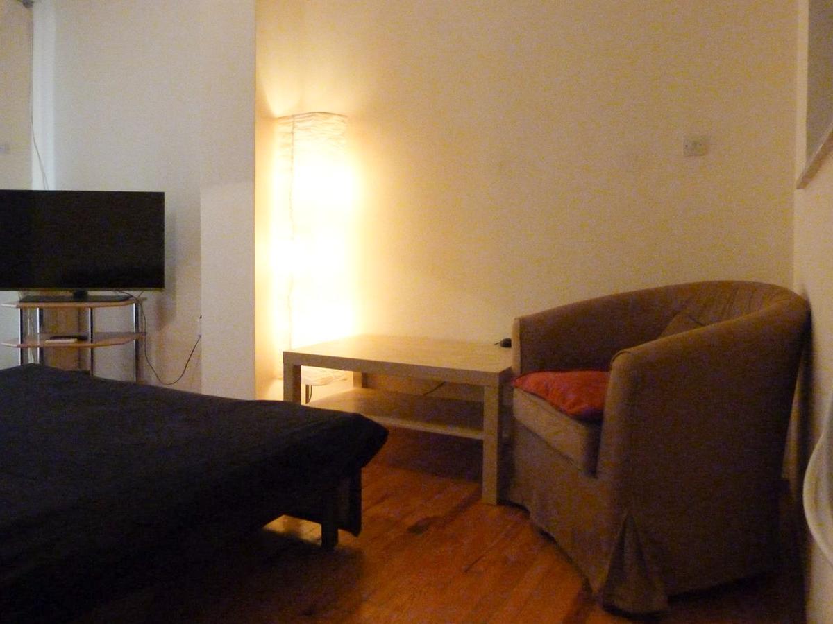 Homely Spacious Studio Chalkida Bagian luar foto